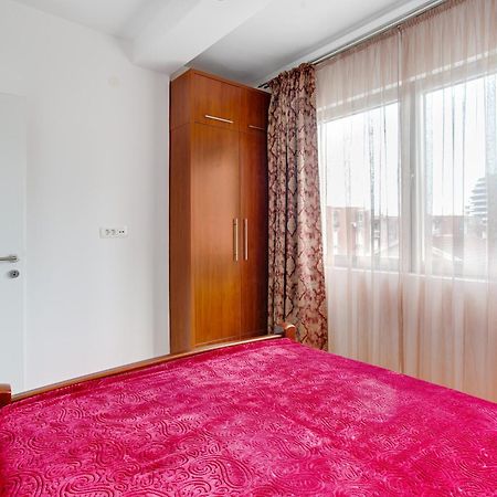 Apartments Lora 13.Jula, 15 Budva Kültér fotó