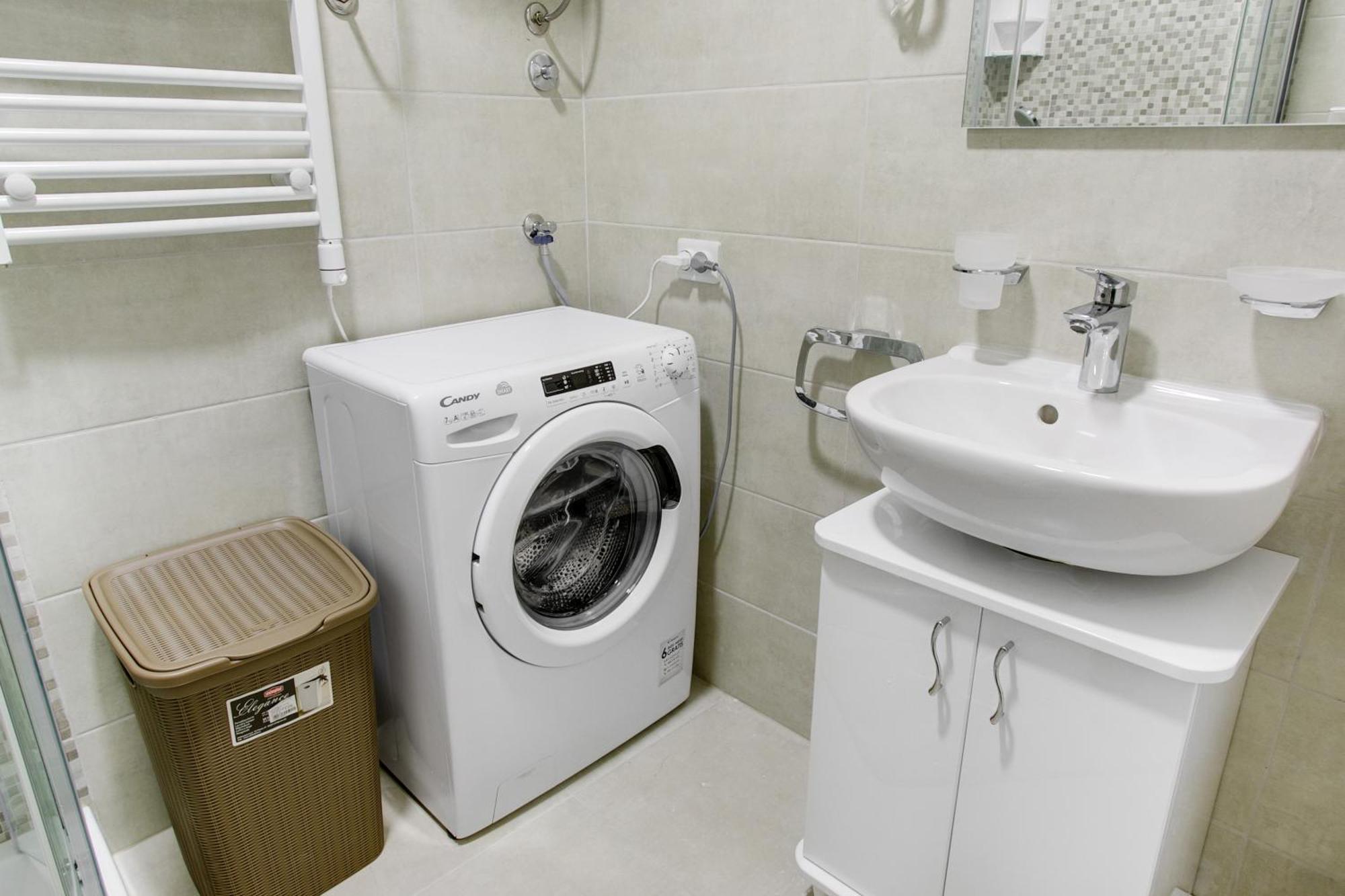 Apartments Lora 13.Jula, 15 Budva Kültér fotó