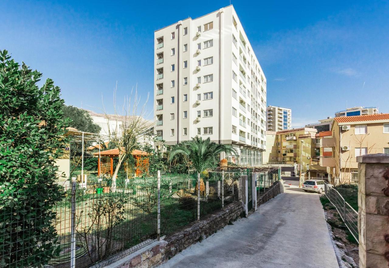 Apartments Lora 13.Jula, 15 Budva Kültér fotó